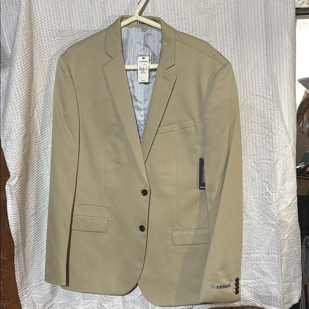 Express Men’s Suit